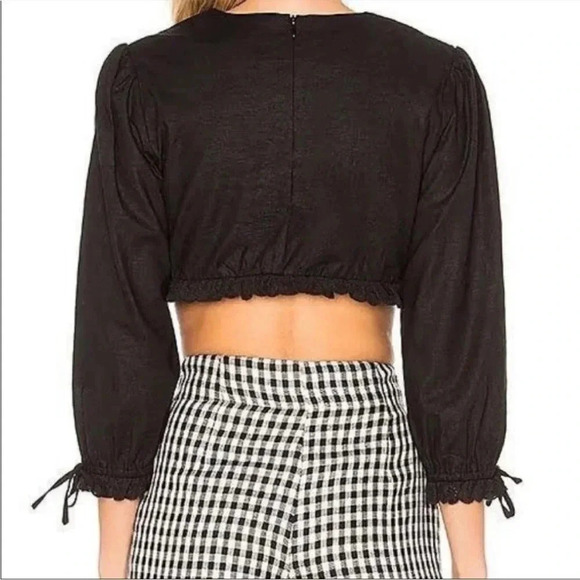 Revolve Lovers + Friends Tara linen blend crop top - Picture 3 of 8